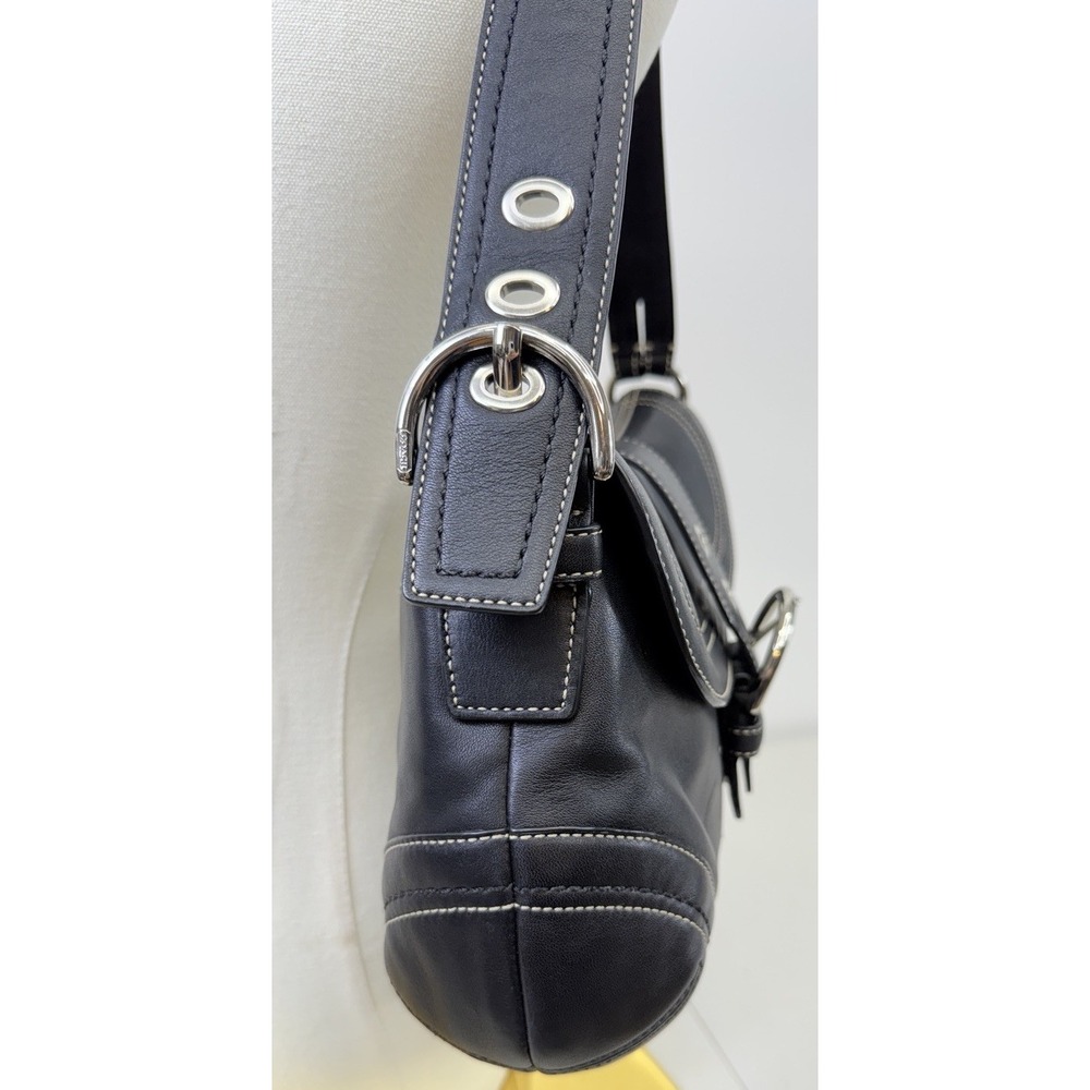 Coach Soho Black Leather Flap Handbag F10910 Silver Buckle Shoulder Bag READ - Picture 4 of 16